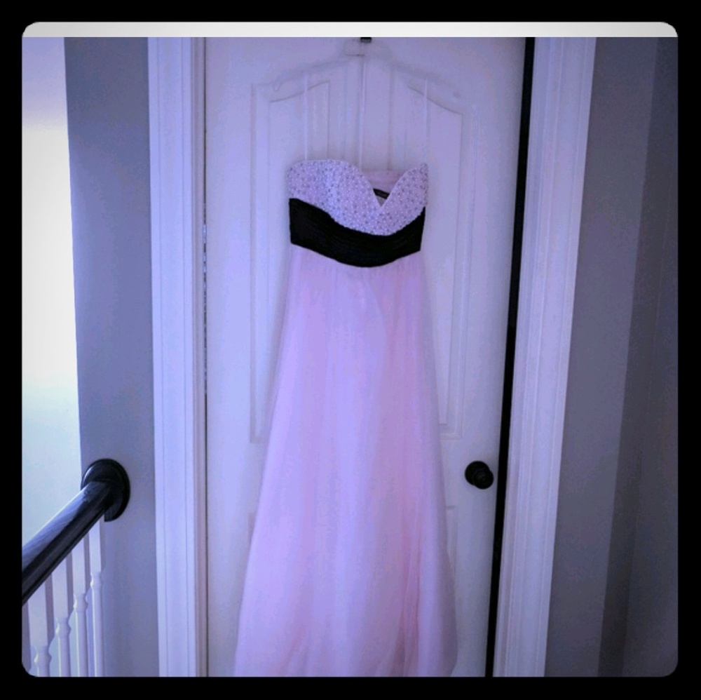🌸 Formal Dress